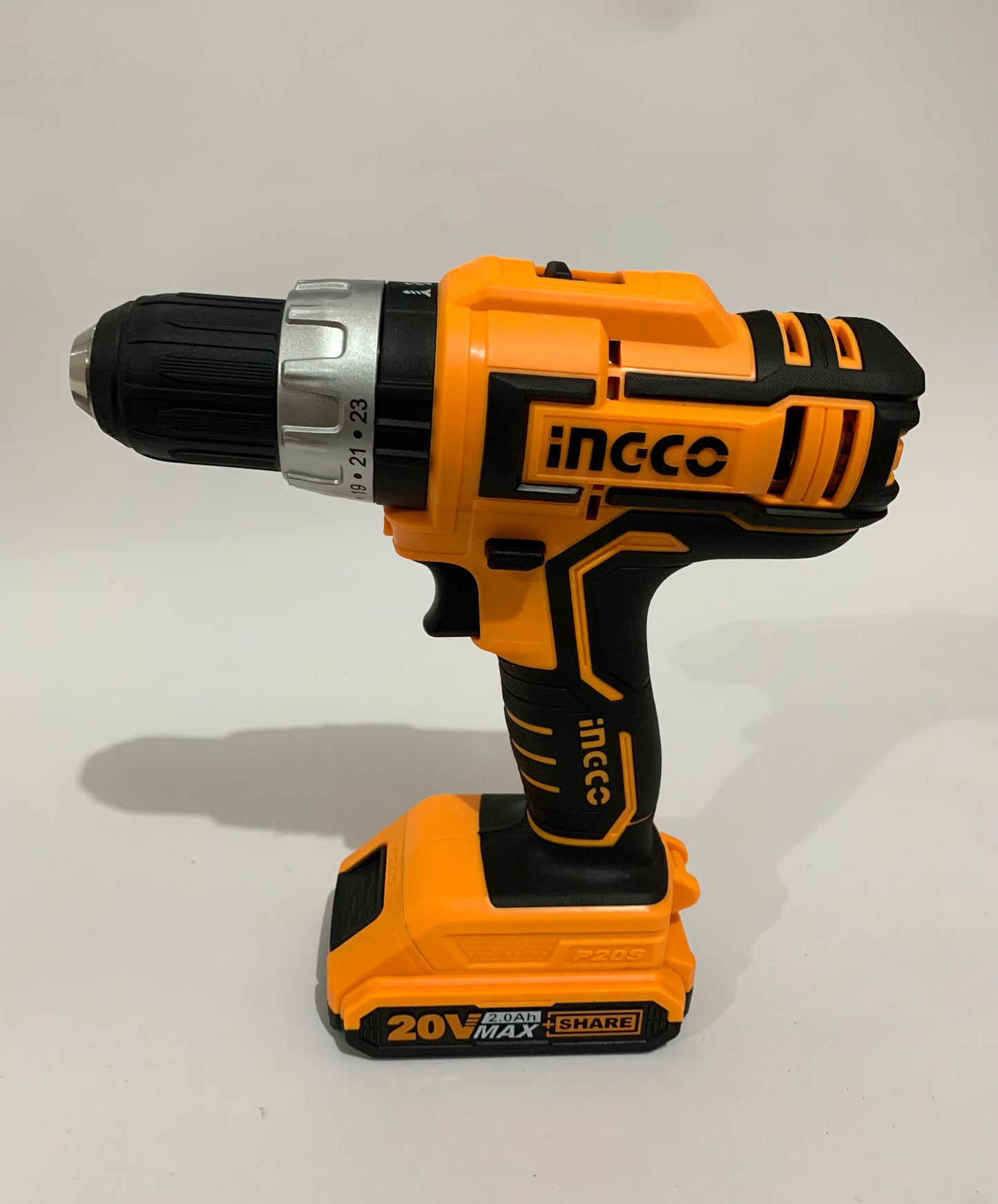 Taladro inalambrico 20v INGO